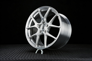 Nouvelles jantes de voiture de luxe en alliage d'aluminium forgé sur mesure, finition chrome argenté, 15-19 pouces, DOT K1 <span class=keywords><strong>K2</strong></span> C1 C2 P552 P702 F95 W167 4M 8J - Product Image 2
