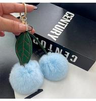 Porte-clés Pompon Mignon Cerise, Accessoire Moelleux, Breloque pour Sac à Main, Sac de Voiture, Pendentif pour Femmes et Filles