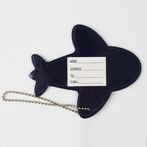 Étiquettes de bagages personnalisées en cuir PU authentique de luxe avec logo sur mesure pour cadeaux d'hôtel, fabriquées par Whoelace Factory - Product Image 2