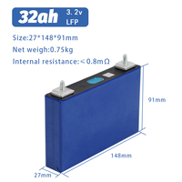 Phosphate de fer au lithium prismatique 3.2V 22Ah 20Ah 15Ah LF32 32Ah cellule de batterie solaire lithium-ion 3.2V Lifepo4 pour voiturette de golf EV