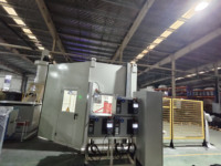 Robot Industri Pemotong Air Murni 3D 6-Axis Otomatis Akurasi Tinggi dengan Meja Putar dan Pompa Hidrolik Intensifier Panjang