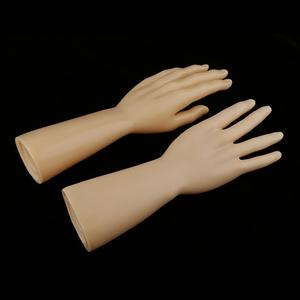 1 paio di manichino maschio mani in colore della pelle di plastica Display per gioielli bracciale guanti per le donne - Product Image 3