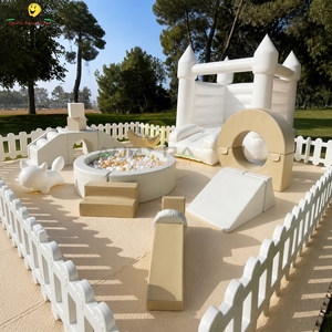 Attrezzatura Morbida per Parco Giochi per Bambini, Piscina di Palline Beige, Palline Dorate, Casa Gonfiabile per Interni, Area Giochi Morbida per Bambini - Product Image 1