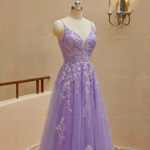 Lilac Tulle Ball Gown Sweetheart Neckline Spaghetti Straps Backless Evening Dress Women's Long Formal Wedding Dress - Product Image 2