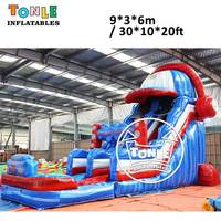 Toboggan aquatique gonflable commercial géant de 18 à 20 pieds avec casque audio pour jeux, à vendre