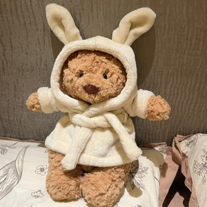 Oso de Peluche Kawaii de <span class=keywords><strong>Barcelona</strong></span> con Bata, Muñeco de Peluche Suave para Decoración del Hogar y Regalo para Niños - Product Image 3