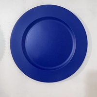 Vente en gros d'assiettes jetables rondes et lisses en plastique bleu royal design moderne pour la maison ou les événements de banquets de mariage