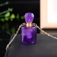 Vente en gros de flacons de parfum sculptés à la main en cristal naturel, multicolores, diffuseurs d'huiles essentielles pour la décoration de la maison et les cadeaux