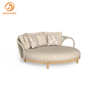Sillón de Exterior Redondo de Diseño con Reposabrazos de Cuerda Arqueada, Sofá Cama Moderno Tejido en Verde Oliva con Patas de Madera para el Borde de la Piscina