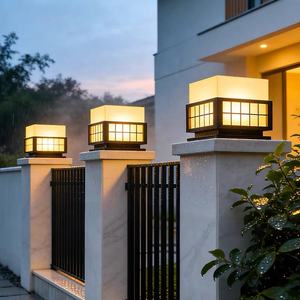 Lampes à pilier LED modernes, étanches et d'extérieur pour décorer les clôtures de cour, les piliers muraux, les portails. - Product Image 3
