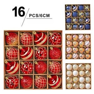 Adornos Navideños de Bolas de Plástico de Alta Calidad, 16 Piezas, 6 cm, Surtidas con Diseños Brillantes en Blanco, Rosa y Rojo, para Decoración del Árbol de Navidad en el Hogar - Product Image 6