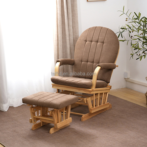 Sillón mecedora y otomana de madera moderna para lactancia y cuidado del bebé, ideal para centros de cuidado y guarderías. - Product Image 1