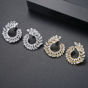 Pendientes de oreja de <span class=keywords><strong>trigo</strong></span> con incrustaciones de latón, pendientes de circón, accesorios de oreja de viaje de gama alta a la moda para mujer - Product Image 1