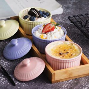 Ensemble de moules à pâtisserie en porcelaine personnalisés en gros, pour la cuisson de pudding, de soufflé, de sauce, <span class=keywords><strong>mini</strong></span>-ramequins mignons en céramique pour crème brûlée avec couvercle - Product Image 5