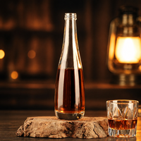 Bouteille de vodka en verre rond de 500 ml personnalisée avec bouchon à vis pour spiritueux à marque privée