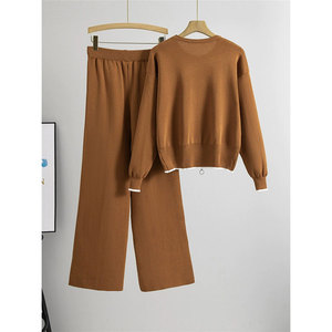 Ensemble tricoté 2 pièces tendance pour <span class=keywords><strong>femme</strong></span>, style européen <span class=keywords><strong>automne</strong></span> 2026, pull décontracté sportif et pantalon ample à jambes larges, <span class=keywords><strong>tenue</strong></span> chic - Product Image 4
