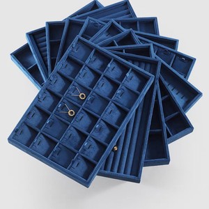 <span class=keywords><strong>Lisi</strong></span> - Juego de bandejas de exhibición de joyas de terciopelo para collares, anillos, pulseras, pendientes y colgantes, en azul profundo, verde esmeralda y verde salvia - Product Image 4