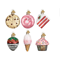 Usine personnalisée soufflé à la main arbre de noël suspendus ornements en verre Mini verre crème Cupcake noël nourriture Dessert ornements