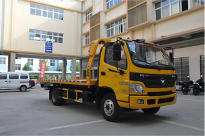 Camion de dépannage routier 4,5T avec plateforme élévatrice hydraulique de 1500 kg, moteur 185 CV, assistance routière professionnelle manuelle - Product Image 3