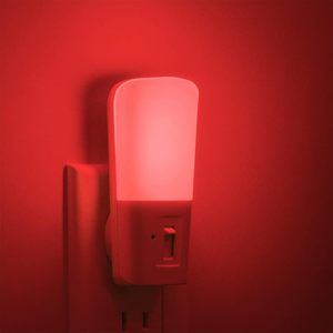 Veilleuse rouge douce à intensité variable 1W, éclairage nocturne rouge à économie d'énergie, veilleuses rouges à brancher pour chambre à coucher - Product Image 1