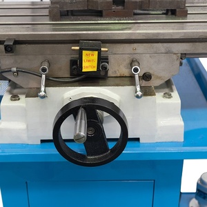 เครื่องเจาะตั้งโต๊ะอเนกประสงค์ขนาดเล็ก รุ่น ZAY7045FG สำหรับงานเจาะโลหะ งานกัด และงานต๊าปเกลียว - Product Image 3