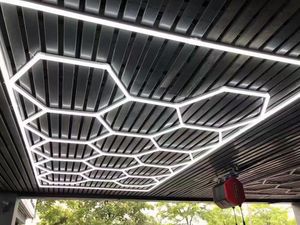 Bois intelligent suspendu en bois nid d'abeille plafond hexagone halo led lumières - Product Image 6