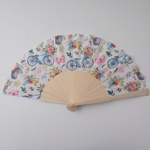 พัดลมพกพาพับได้สำหรับงานเต้นรำเชอร์รี่23ซม. พัดลมขนาดพกพาพร้อมดีไซน์พิมพ์ลายโปรโมชั่นสำหรับใช้เป็นของฝาก - Product Image 6