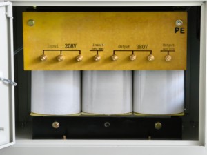 20kva 30kVA 40kva bước lên bước xuống điện áp biến áp 25kva biến áp 220V đến 380V ba giai đoạn 10KVA 15kVA 20kva - Product Image 2