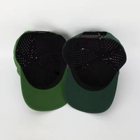 Casquette de golf en polyester imperméable avec logo personnalisé Casquette de baseball verte sport à 5 panneaux avec trous découpés au laser
