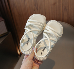 Sandales pour filles, sandales de plage à semelles souples et à brides croisées - Product Image 5