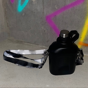 Alla moda Outdoor originale <span class=keywords><strong>borraccia</strong></span> sportiva in acciaio inossidabile <span class=keywords><strong>da</strong></span> <span class=keywords><strong>1</strong></span> <span class=keywords><strong>litro</strong></span>, Vintage con cinturino di grande capacità - Product Image 2