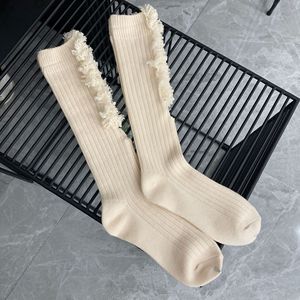 Socksmate Fashion Show Fleece Ladies <span class=keywords><strong>Odd</strong></span> Trend <span class=keywords><strong>Calcetines</strong></span> rasgados con defectos demasiado estilizados Mujeres Slouch <span class=keywords><strong>Calcetines</strong></span> desiguales - Product Image 6