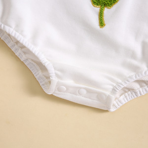 Tutina in ciniglia con quadrifoglio portafortuna per neonati e bambini, per il Giorno di San Patrizio 2026 - Product Image 5