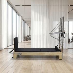 Machine de Pilates Reformer réglable en bois d'érable avec plateforme de saut <span class=keywords><strong>pour</strong></span> studio de Pilates et exercices corporels - Product Image 3