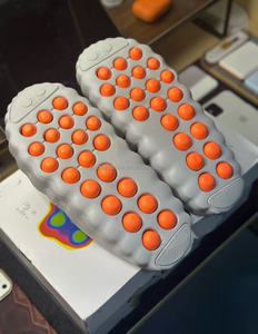 Nuevas Pantuflas de Masaje con Suela Gruesa, Transpirables, Antideslizantes, Absorbentes de Impactos, Sandalias Deportivas, Zapatos Casuales Suaves para Hombre - Product Image 5