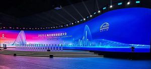 Schermo <span class=keywords><strong>LED</strong></span> Curvo HiLED P2 per Interni 4K HD per Sale Conferenze Display Video <span class=keywords><strong>LED</strong></span> SMD/GOB con SDK Android 11 Garanzia di 3 Anni - Product Image 4