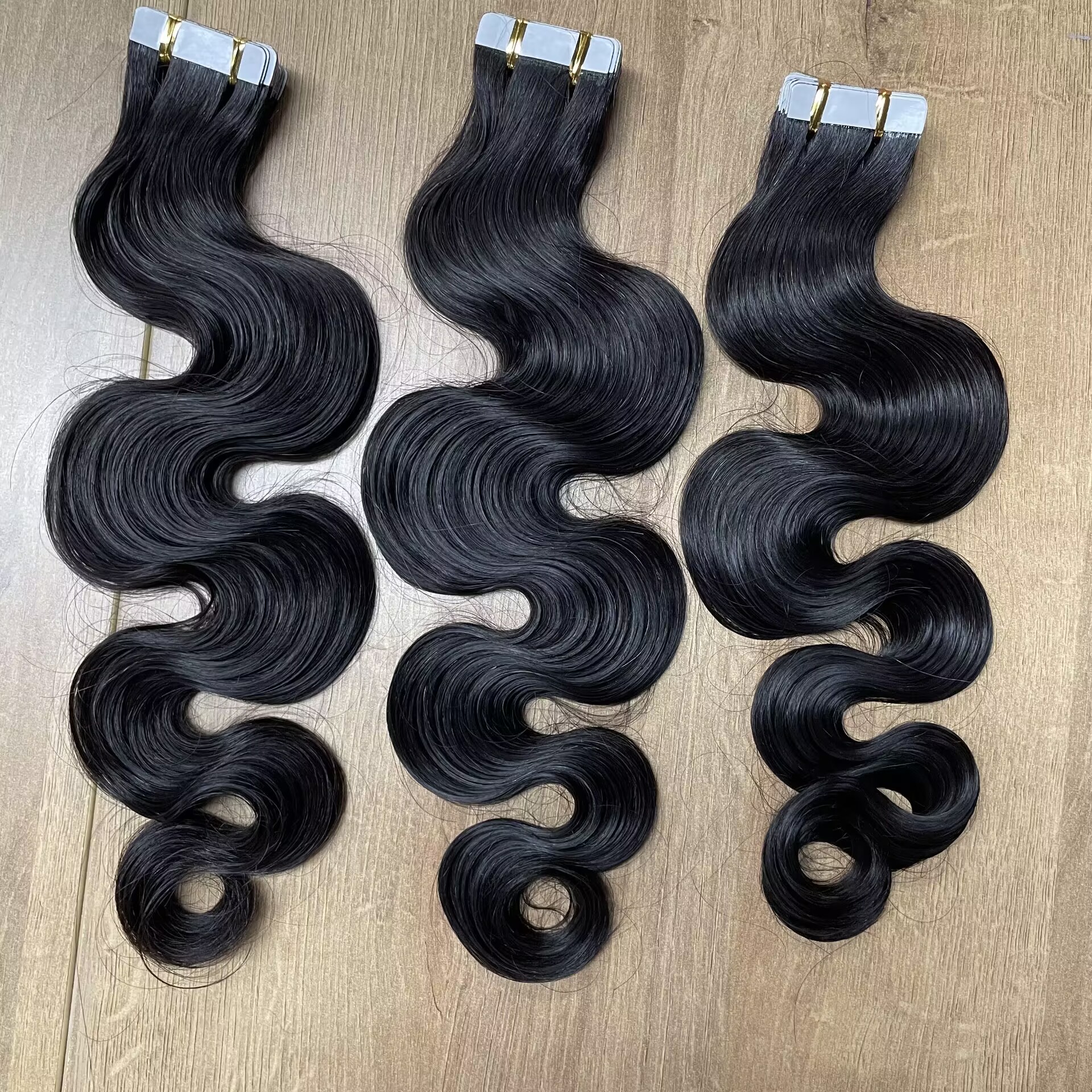 1 paquete de extensiones adhesivas Body Wave de 50 gramos