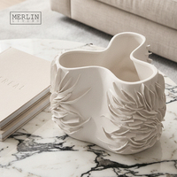 Vase artisanal Merlin Living en porcelaine blanche, vase en carrelage, vase en céramique moderne pour la décoration de la maison, fabrication de la fabrique de céramique de Chaozhou