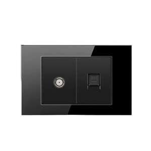 Prise murale réseau Type 118 avec panneau tactile et matériau en verre pour utilisation domestique (TV et ordinateur) - Product Image 1