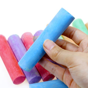 Juego de Tizas de Colores <span class=keywords><strong>para</strong></span> Acera BECOL, Tizas Jumbo No Tóxicas <span class=keywords><strong>para</strong></span> Exteriores con Cubo de Almacenamiento de Plástico - Product Image 3