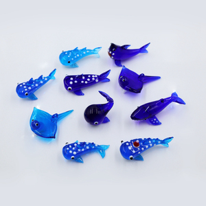 Handgemaakte glazen kunstwerken, blauwe geassorteerde Murano lampwork miniatuur kleine glazen oceaanvisjes figuurtjes voor <span class=keywords><strong>aquarium</strong></span> - Product Image 2
