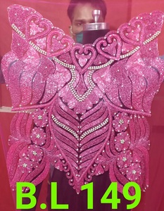 Blusa corta de punto con cuentas para mujer de la mejor calidad Tamaño libre Estampado frontal bordado Casual para fiestas de primavera Ocasiones especiales - Product Image 3