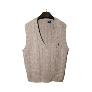 Trendsetter Cable Knit Vest para hombres y mujeres Modern Streetwear - Product Image 1