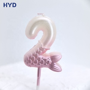 Bougies d'<span class=keywords><strong>anniversaire</strong></span> personnalisées 2026 en forme de queue de sirène à finition métallique, couleur dégradée, parfaites pour la décoration de gâteaux de fête - Product Image 1