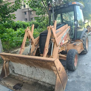 Excavadora de Ruedas Naranja Usada, Modelo 2020, 580M, Cabina Cerrada, Motor Hidráulico, Caja de Cambios, para Ingeniería Municipal - Product Image 5