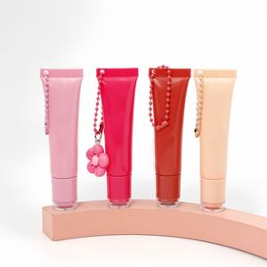 หลอดบีบพลาสติกแบบมีฝาเกลียวขนาด 8 มล. 15 มล. สำหรับบรรจุภัณฑ์เครื่องสำอางพร้อมพวงกุญแจสำหรับลิปกลอส รับทำโลโก้ตามสั่ง MLM Low Moq - Product Image 1