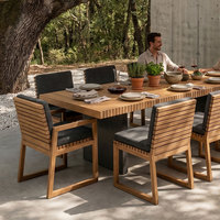 Ensemble de salle à manger d'extérieur en teck massif de luxe, mobilier de patio moderne architectural résistant aux intempéries, sur mesure