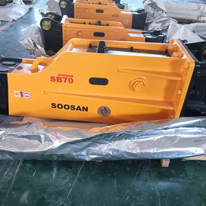 Para SOOSAN SB70 Tipo de caja de martillos hidráulicos con caja de herramientas de manguera de cincel Cilindro de nitrógeno-Doce meses de garantía - Product Image 1