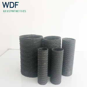 Tuyau de drainage perméable en polyéthylène haute densité (HDPE) rigide, <span class=keywords><strong>perforé</strong></span>, durable et léger pour les systèmes de drainage des pentes routières, des tunnels et des fondations. - Product Image 5