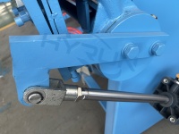 Cintreuse pneumatique HYRUN pour conduits en acier 1,5*2000 mm, facile à utiliser, largeur maximale 3000 mm, certifiée ISO 9001, garantie 1 an